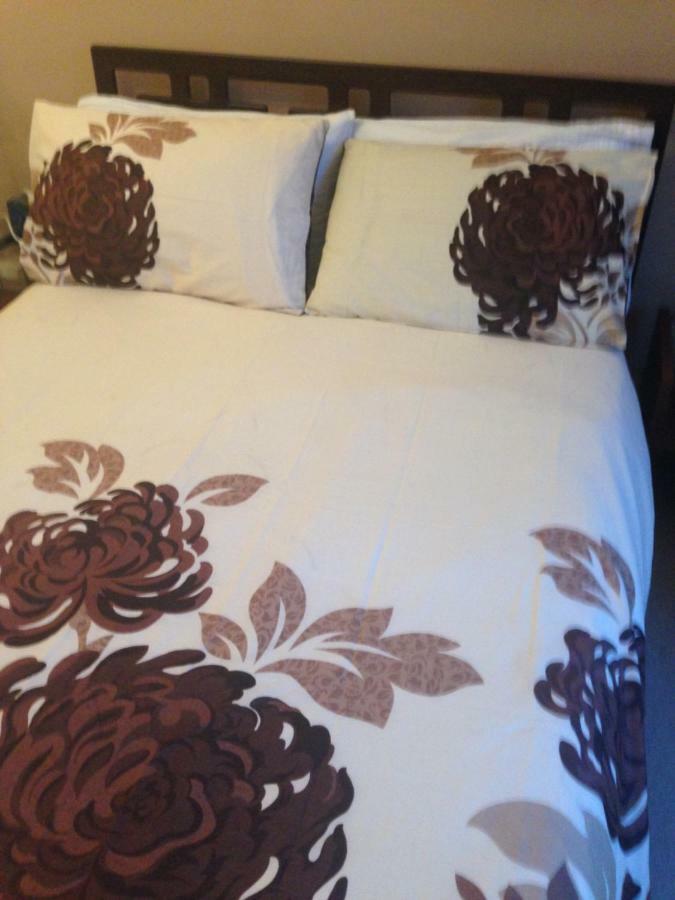 Comfy Room Well Located Лондон Екстер'єр фото