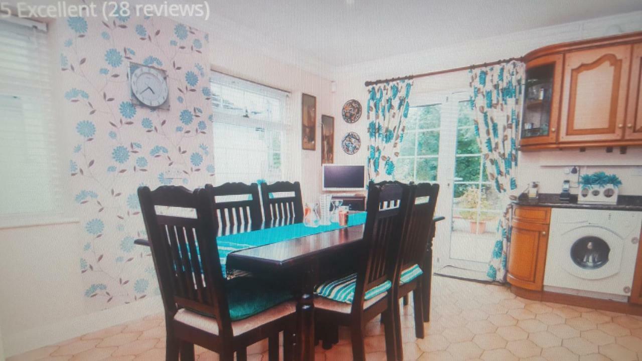 Comfy Room Well Located Лондон Екстер'єр фото