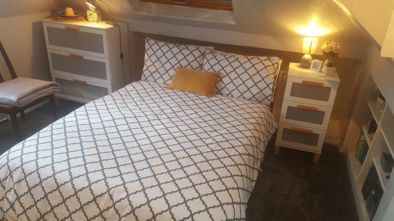 Comfy Room Well Located Лондон Екстер'єр фото